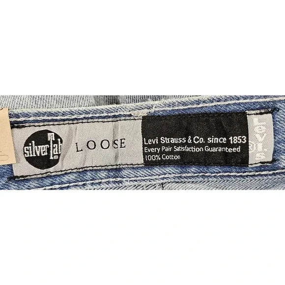 Levis Silvertab Loose Tapered Leg Denim Jeans Blue Distressed MENS SIZE 30X30